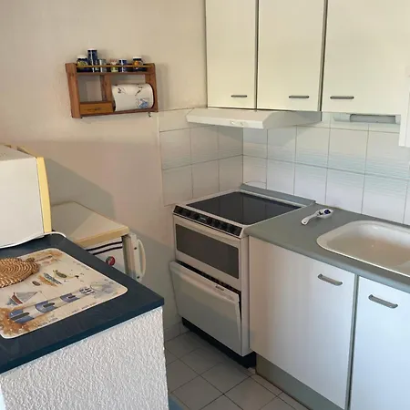 Amoureva Joli 2 Pieces Avec Piscine Climatise Et Proche De La Richelieu Cap D'agde 아파트 *